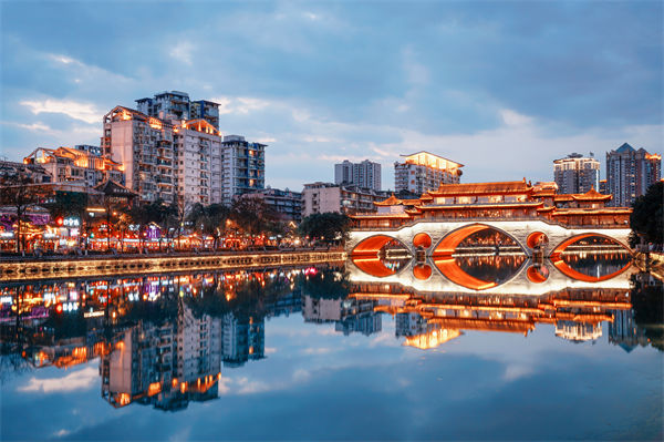 2025年新一線城市名單發(fā)布，對(duì)企業(yè)文化的啟示有？