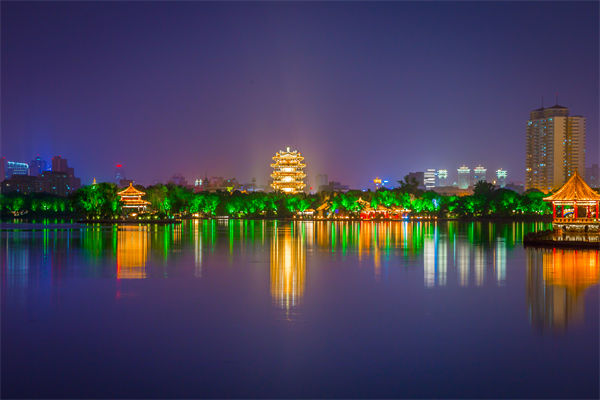 營銷轉(zhuǎn)化率低迷？濟(jì)南營銷咨詢公司如何精準(zhǔn)打通獲客變現(xiàn)鏈路？